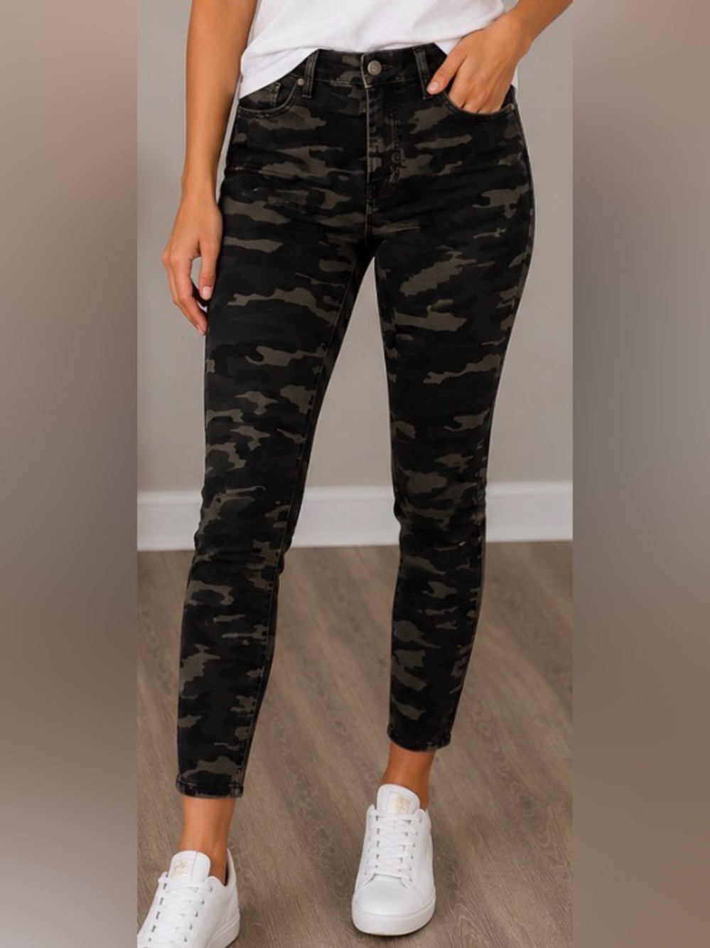 Pilcro and the Letterpress Corduroy Green Camo Pants Jeans Anthropologie Slim